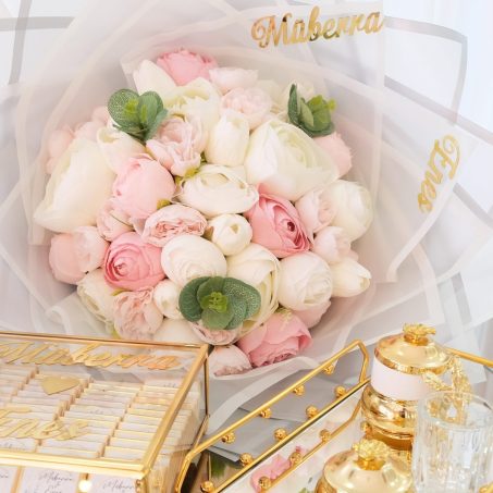 Şakayık Buketi ve Çikolata